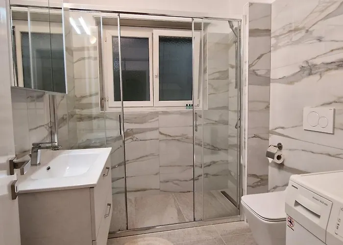 Lakeview With Self Check-in & Private Parking On Request Lugano